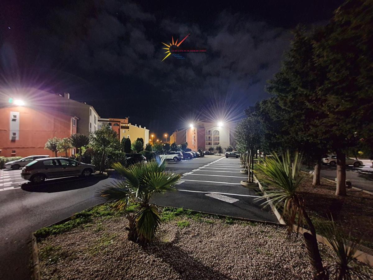 Studio 16 Le Cap D'Agde Avec Parking Prive Proche Du Centre Екстер'єр фото